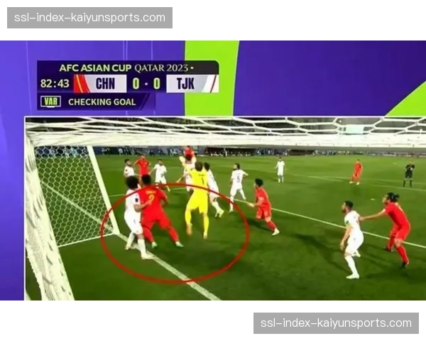 上海申花5-3逆转大连英博,新援拉唐、盖伊各入两球 上海申花5-3逆转大连英博,新援拉唐、盖伊各入两球