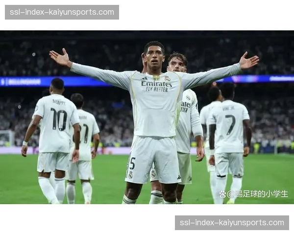 贝林厄姆对抗后倒地，伯纳乌响起漫天嘘声